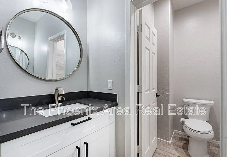 2823 E Tulsa St — Photo 29