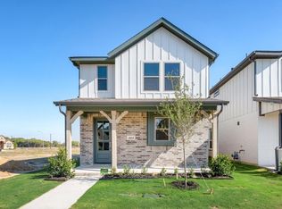 2613 Tanager St, Fort Worth, TX 76118