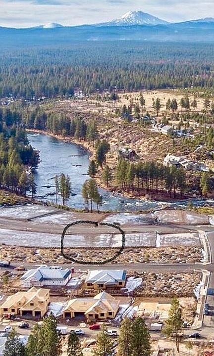 View of Mount Bachelor