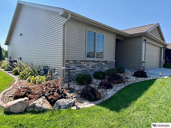 2nd image of 2602 N 202nd Ave