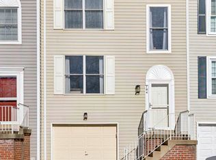 704 Hetzel Ter SE, Leesburg, VA