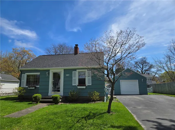 227 Belmont Rd, Rochester, NY 14612