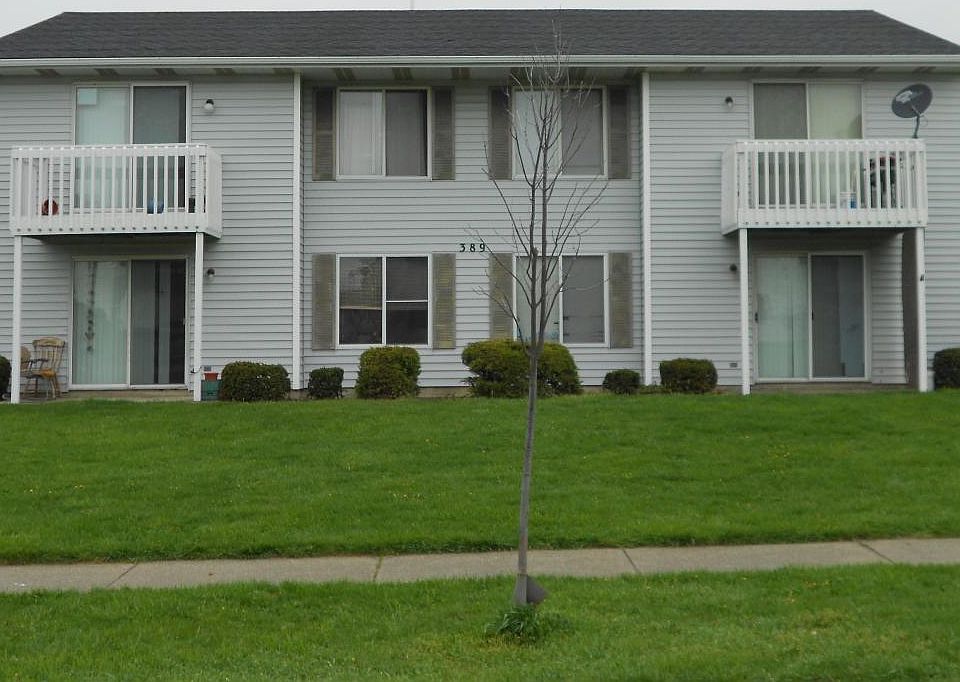 1st image of 389 Stratford Way