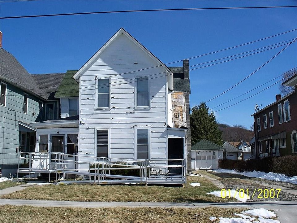 2nd image of 92 Elizabeth St