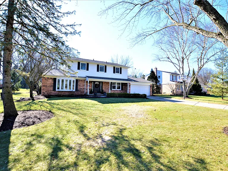 42215 Ladywood Dr — Photo 1