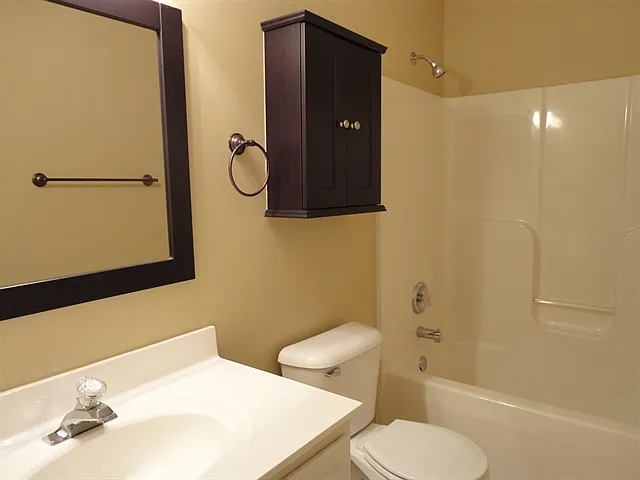 39 Mark Twain Ct — Photo 9