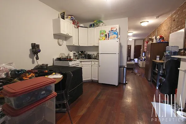 Rented by Alpha Properties NYC I LLC | media 47