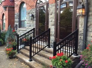 314 Avenue Rd #B, Toronto, ON M4V 2H3