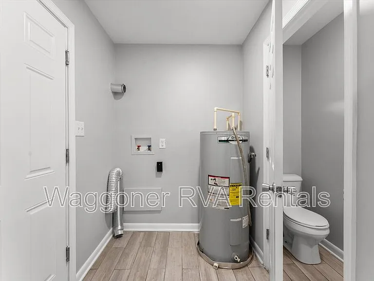 924 Kingsway Rd — Photo 36