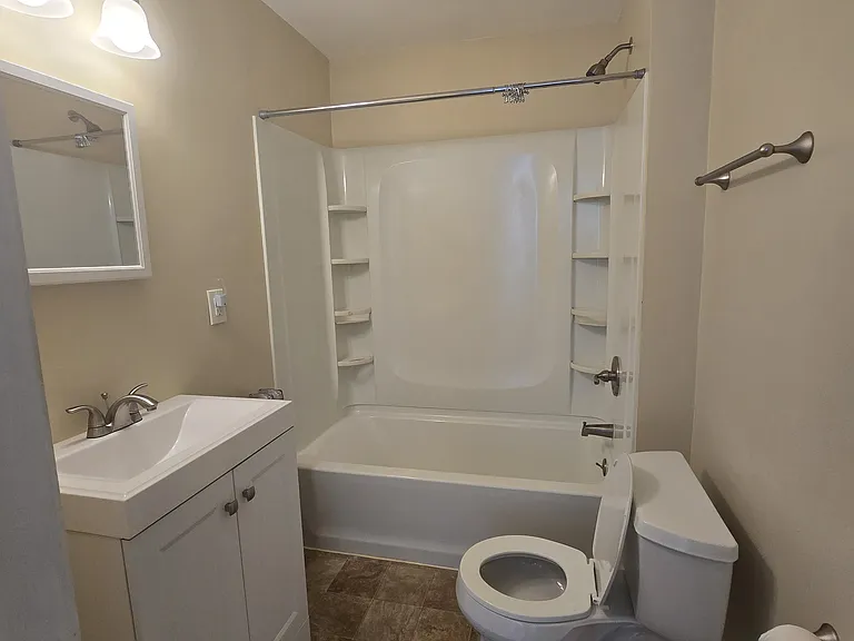503 W Pittsburgh St #3 — Photo 4