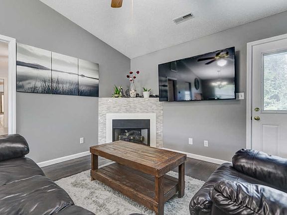 5th image of 7827 Emory Chase Ln