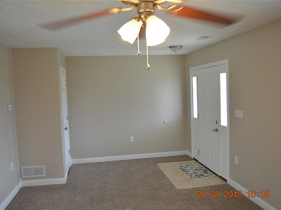5th image of 165 Holbrook St APT 1