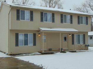 85 N Avery Rd, Waterford, MI 48328