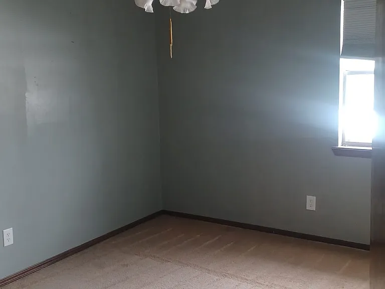 4533 NE Bell Ave — Photo 17