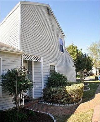 2nd image of 474 Crosland Ct
