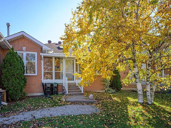 2nd image of 197 Livingstone St W #1