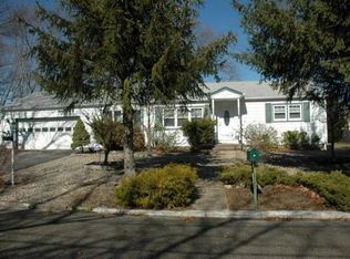 60 Cedar Dr, Brick, NJ 08723