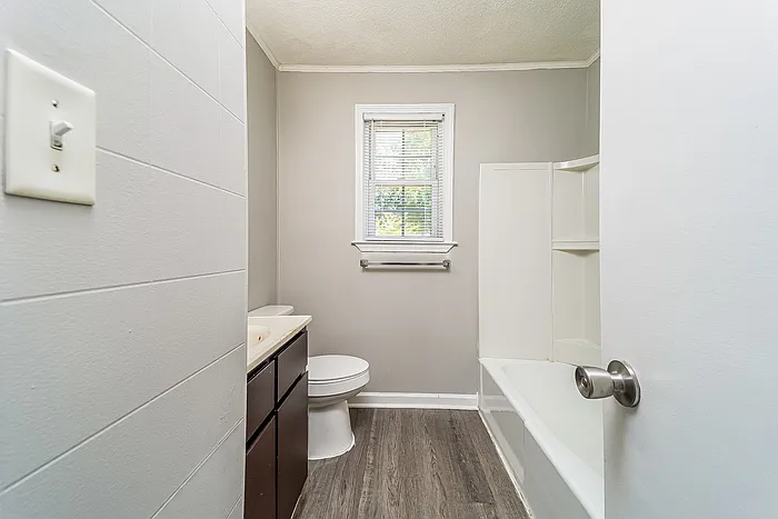 4426 Hardwood St — Photo 6