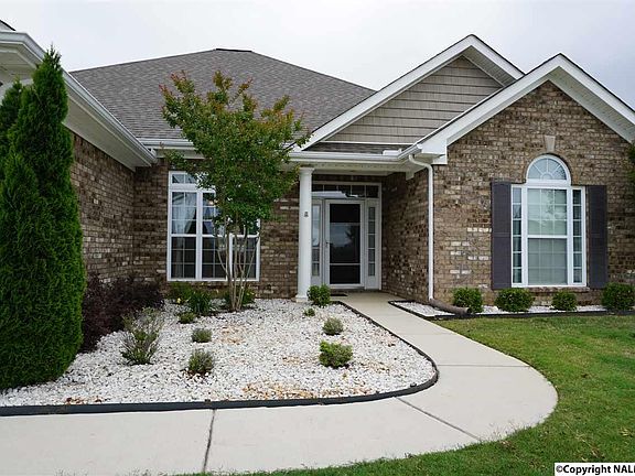 2nd image of 199 Sarah Jane Dr