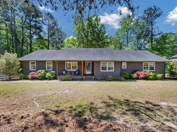 416 Alice Dr, Camden, SC 29020