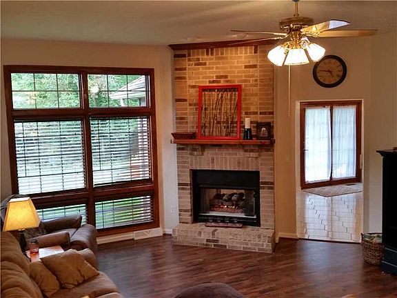 5th image of 108 Aragon Pl
