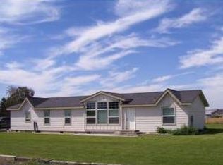 1903 W Hampton Rd, Othello, WA 99344