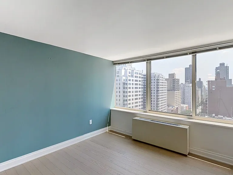240 E 86th St #16-I — Photo 8
