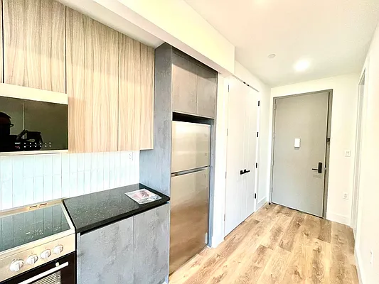 Rented by Pear NYC LLC | media 20