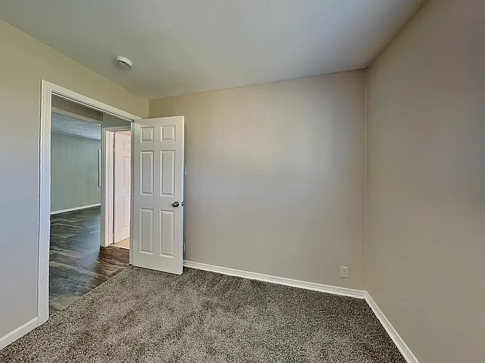 514 Carol Dr — Photo 7