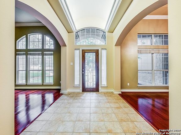 2nd image of 29742 Fairway Vista Dr