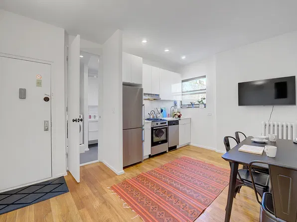 29 Brooklyn Avenue image 1 of 21