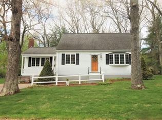 9 Richard St, Foxboro, MA 02035
