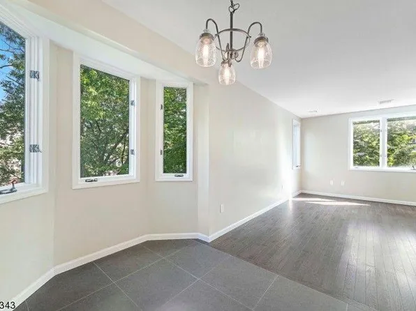 202 Saint Michaels Walk, Union City, NJ 07087