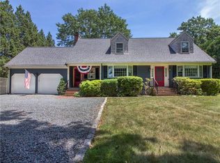 126 Ferry Rd, Bristol, RI 02809