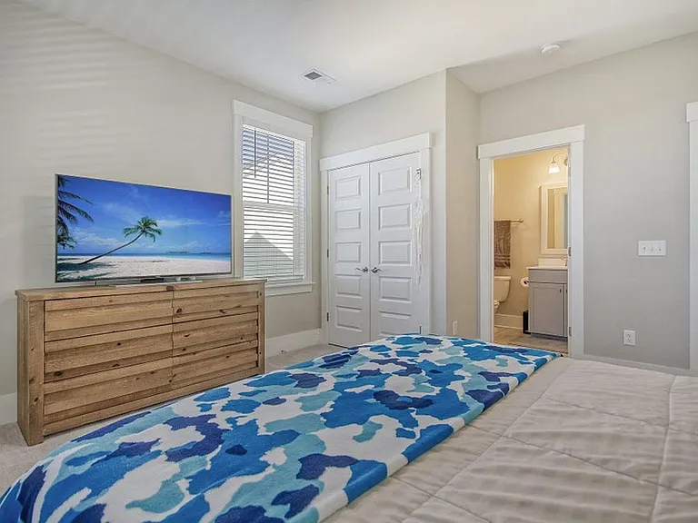 128 Sandy Bend Ln — Photo 57