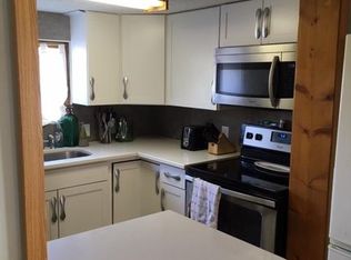 2017 W 98th St, Bloomington, MN 55431