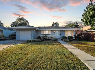 2903 Fleetwood Dr, Racine, WI 53403