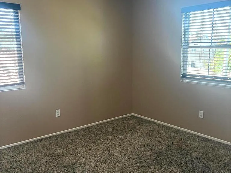 28360 Maitland Ln — Photo 16