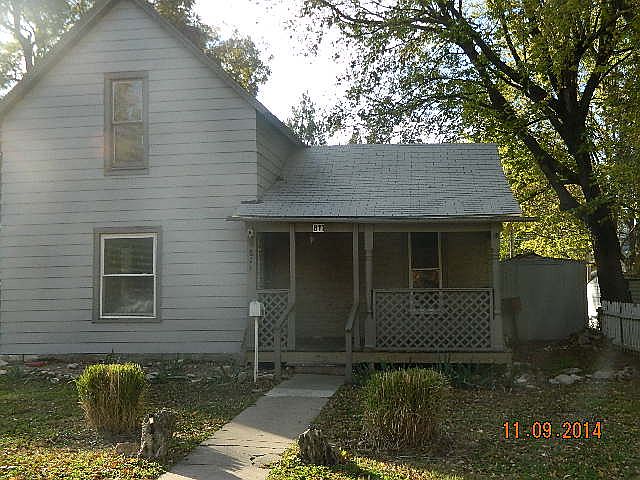 2nd image of 811 E 8th Ave