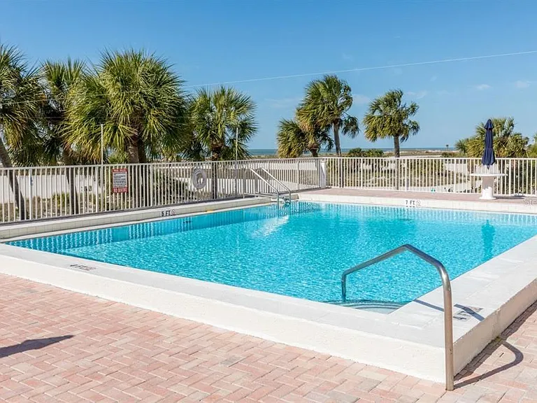 11000 Gulf Blvd #1002 — Photo 28