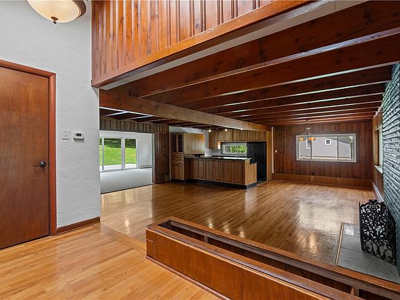 3rd image of 106 Nyetimber Pkwy