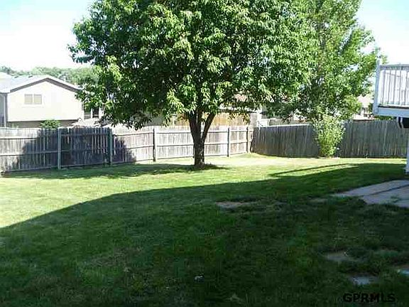 4th image of 10005 S 9th Ct