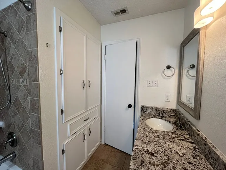 8033 Weehunt Ct — Photo 21