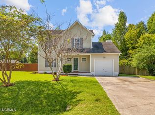 127 Constitution Ave, Jacksonville, NC 28540
