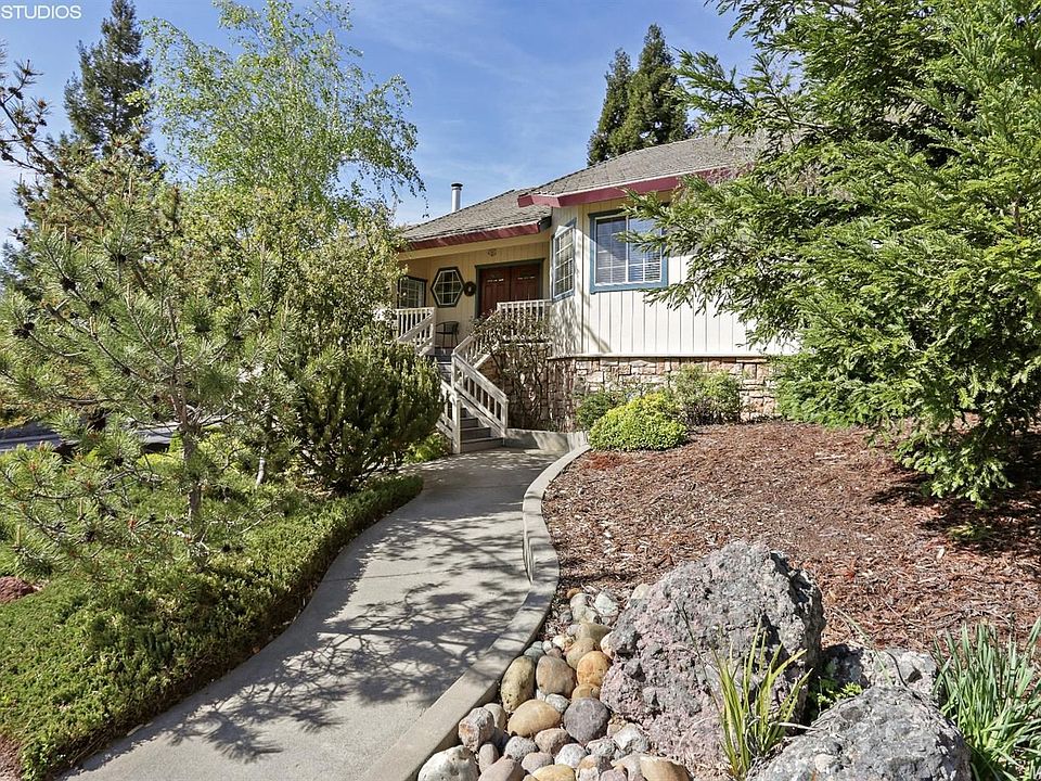 1st image of 12045 Peregrine Way