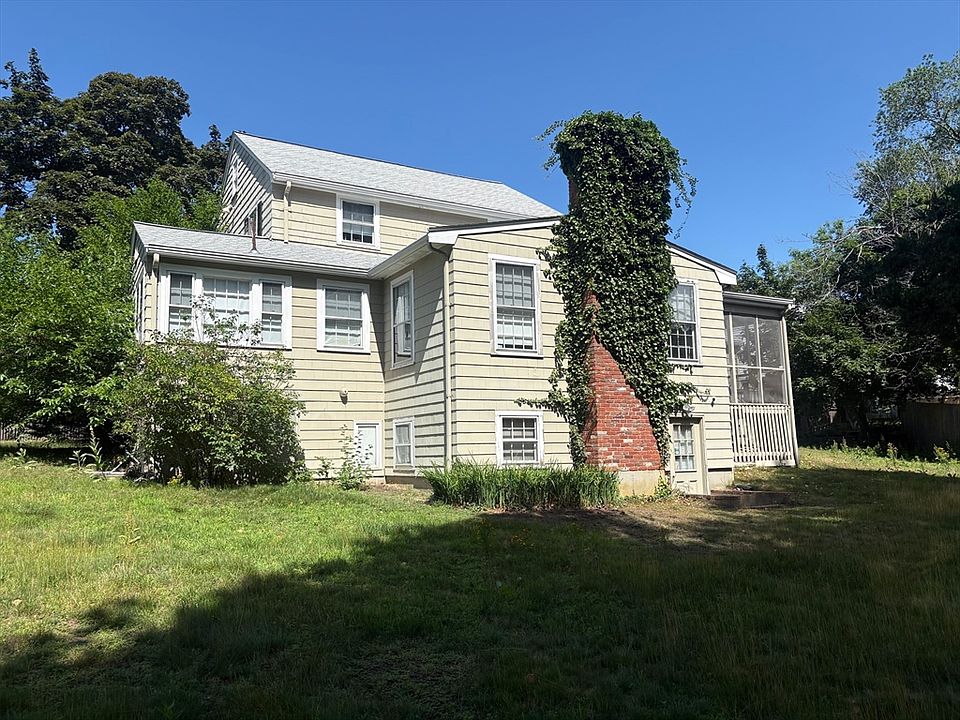 2nd image of 15 Berkshire Rd