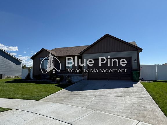 2nd image of 3758 Inglewood Dr