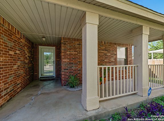 4th image of 6911 Barrington Ct