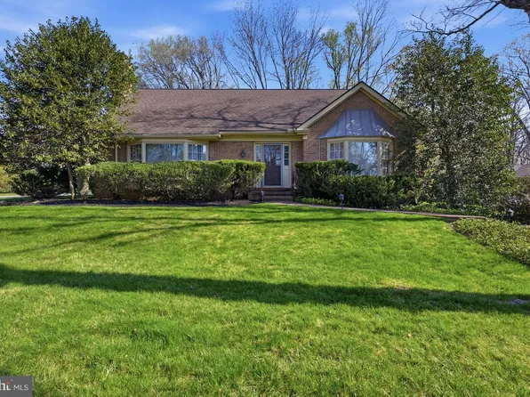 901 Barley Dr, Wilmington, DE 19807
