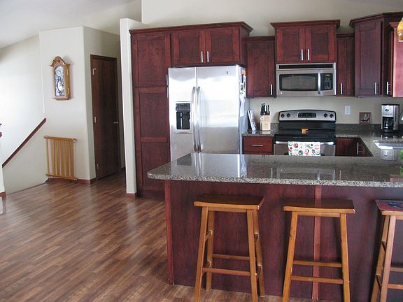 3rd image of 1629 43rd Ave S
